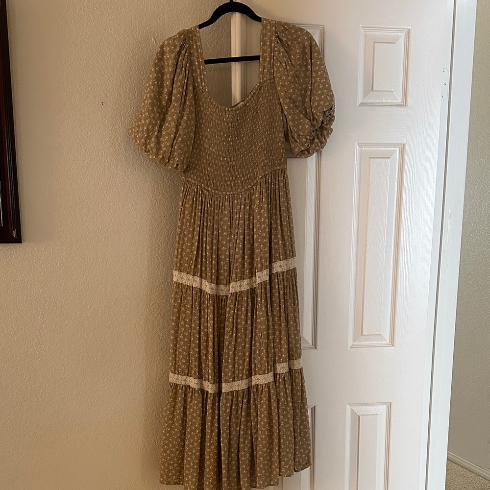 Neuflora Laurawood dress